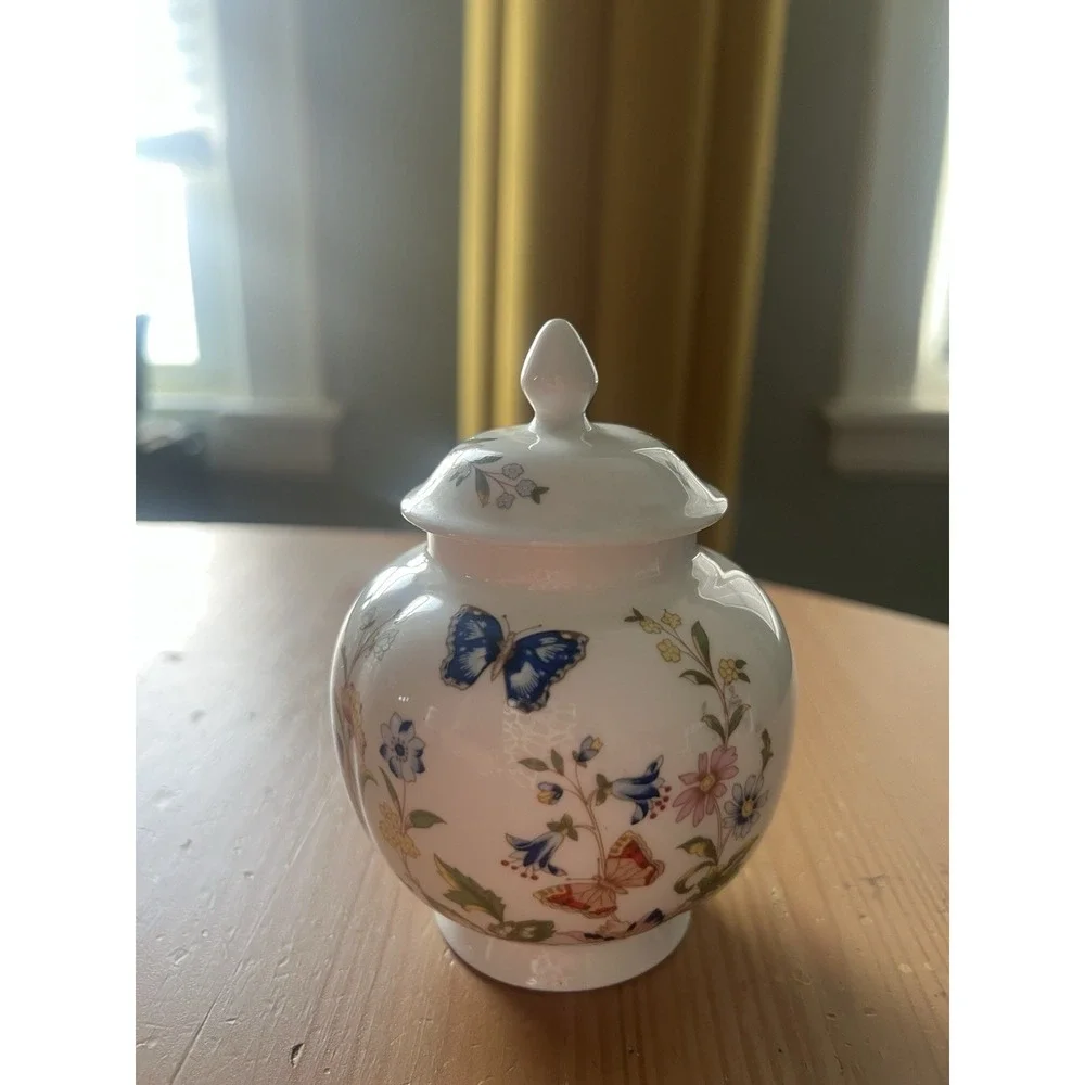Aynsley Cottage Garden Fine Bone China Covered Ginger Jar Trinket Box England